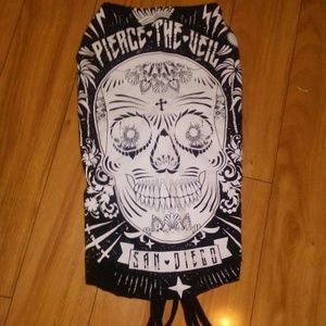 Pierce the veil halter